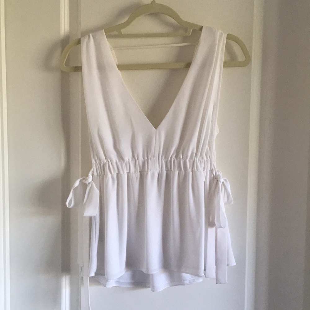 Bcbgmaxazria tailee cinch tank top